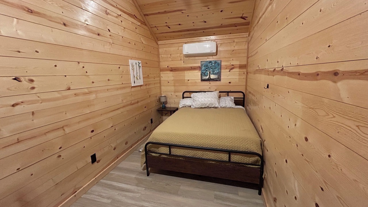Photo of Bedroom in Wheeler