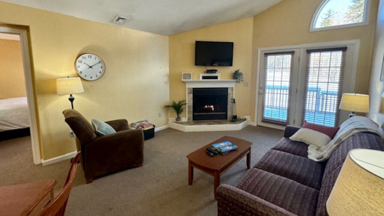 Photo of Livingroom in Francestown