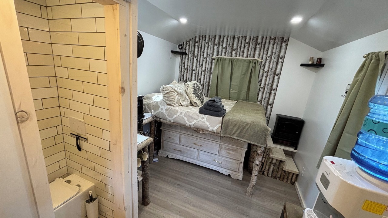 Photo of Bedroom in Moriah Center