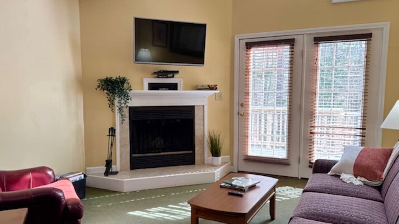 Photo of Livingroom in Francestown