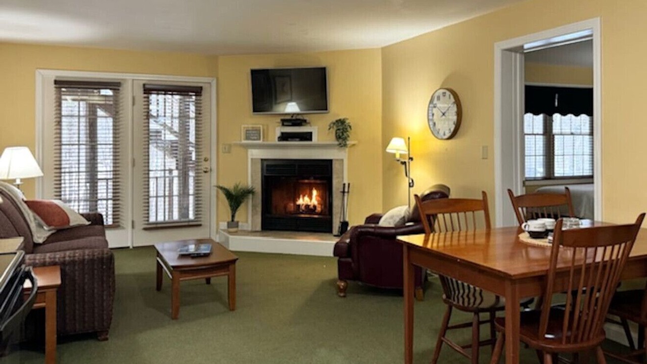 Photo of Livingroom in Francestown