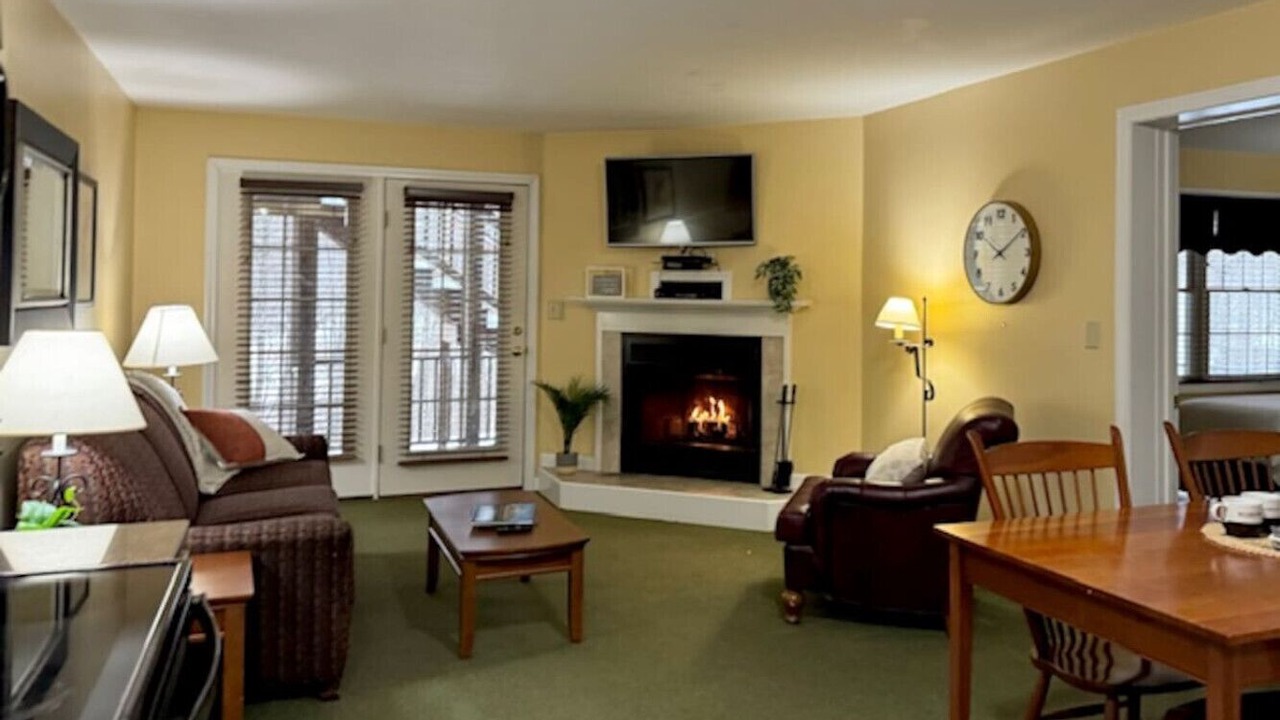 Photo of Livingroom in Francestown