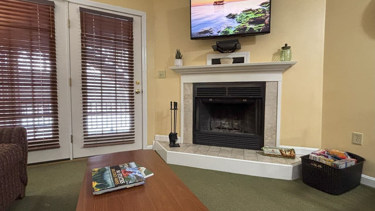 Photo of Livingroom in Francestown