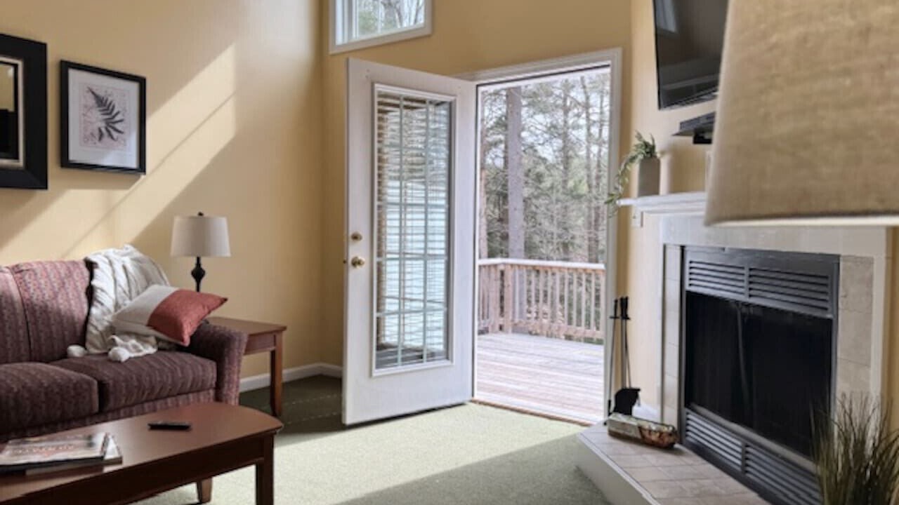 Photo of Livingroom in Francestown