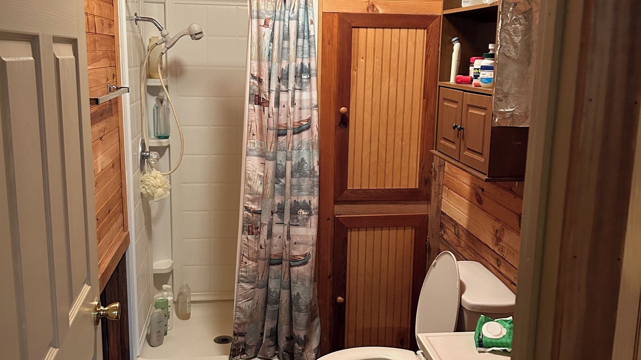 Photo of Bathroom in Hillister