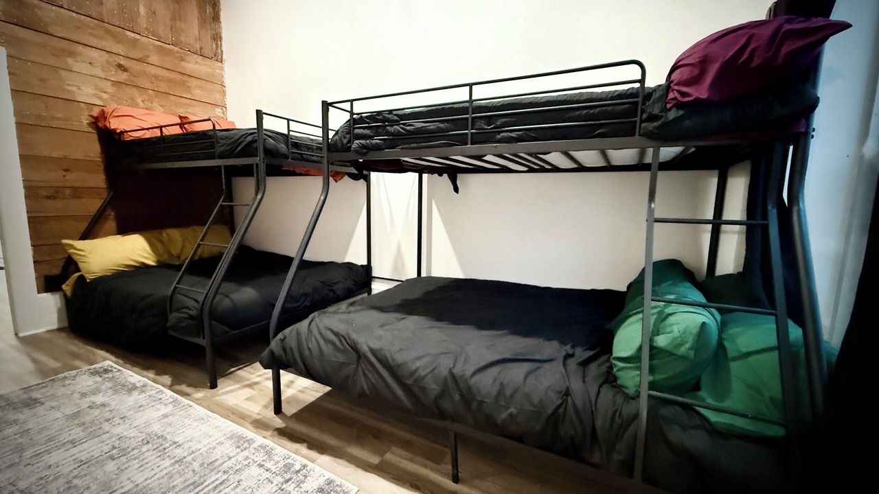 Photo of Bedroom in Jacksboro