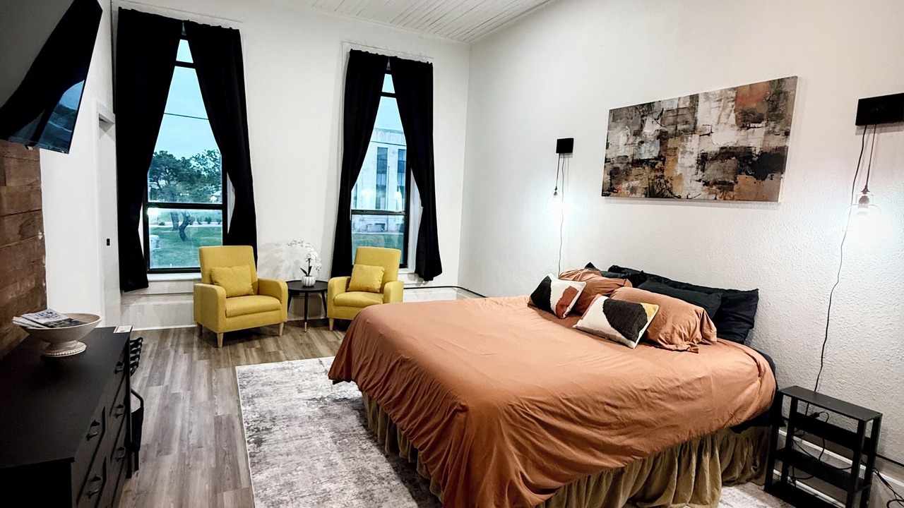 Photo of Bedroom in Jacksboro