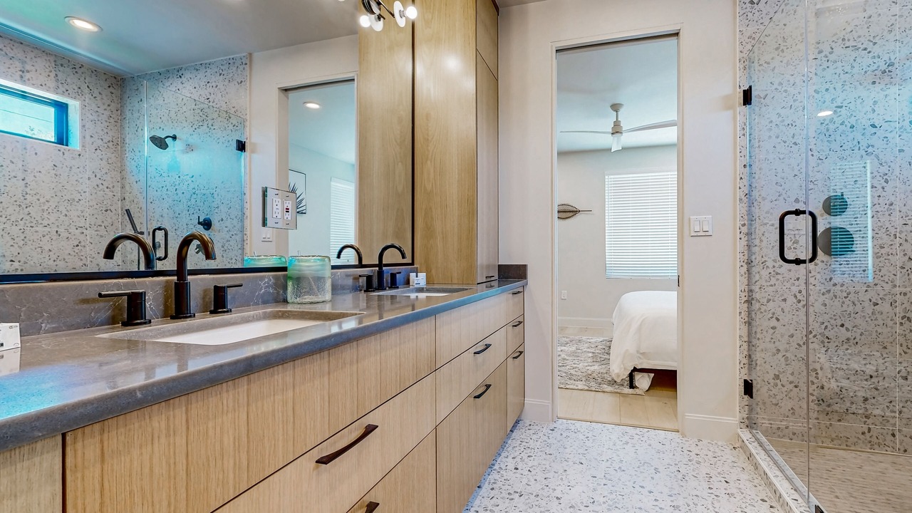 Photo of Bathroom in Highland