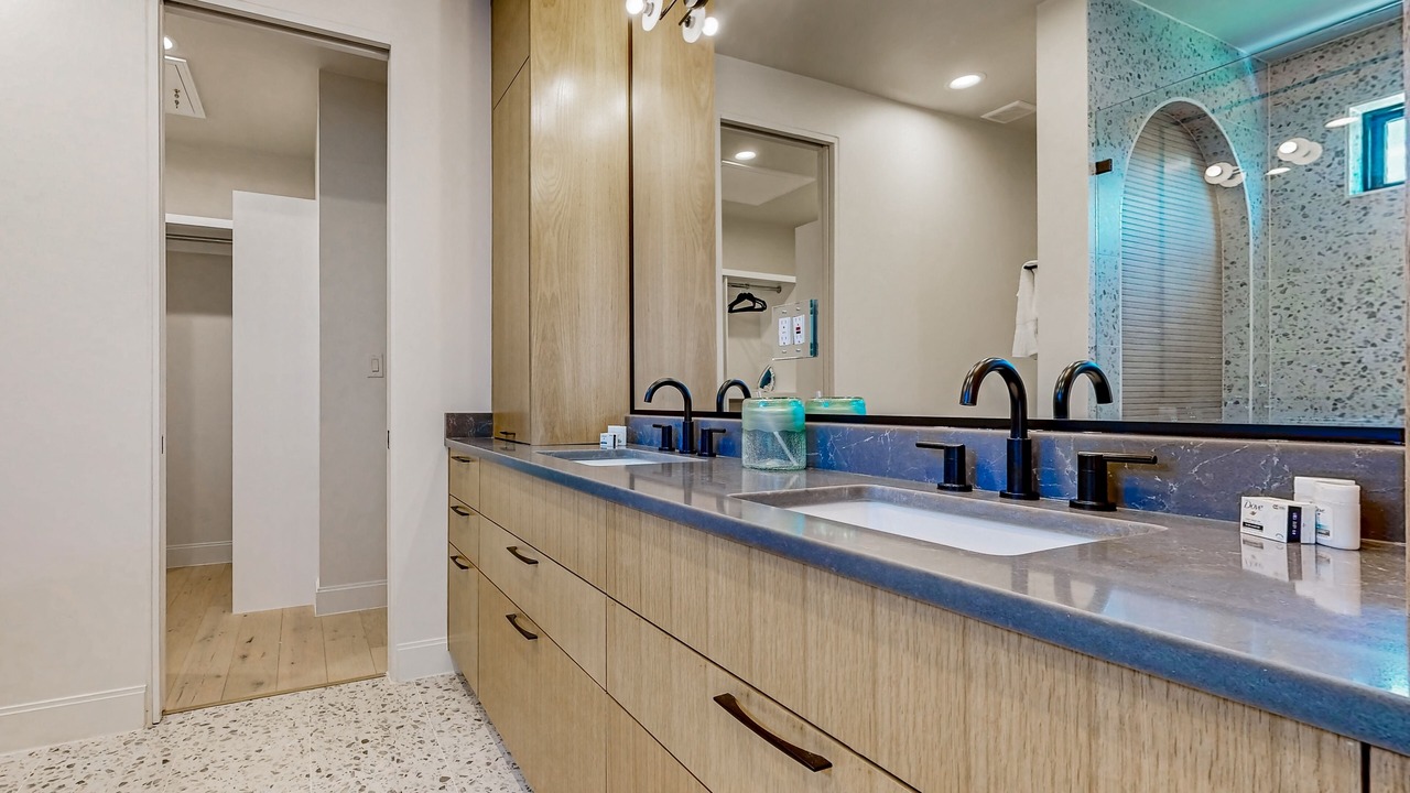 Photo of Bathroom in Highland