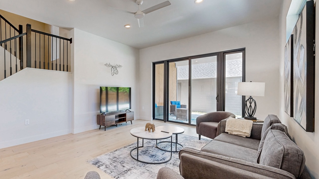 Photo of Livingroom in Highland