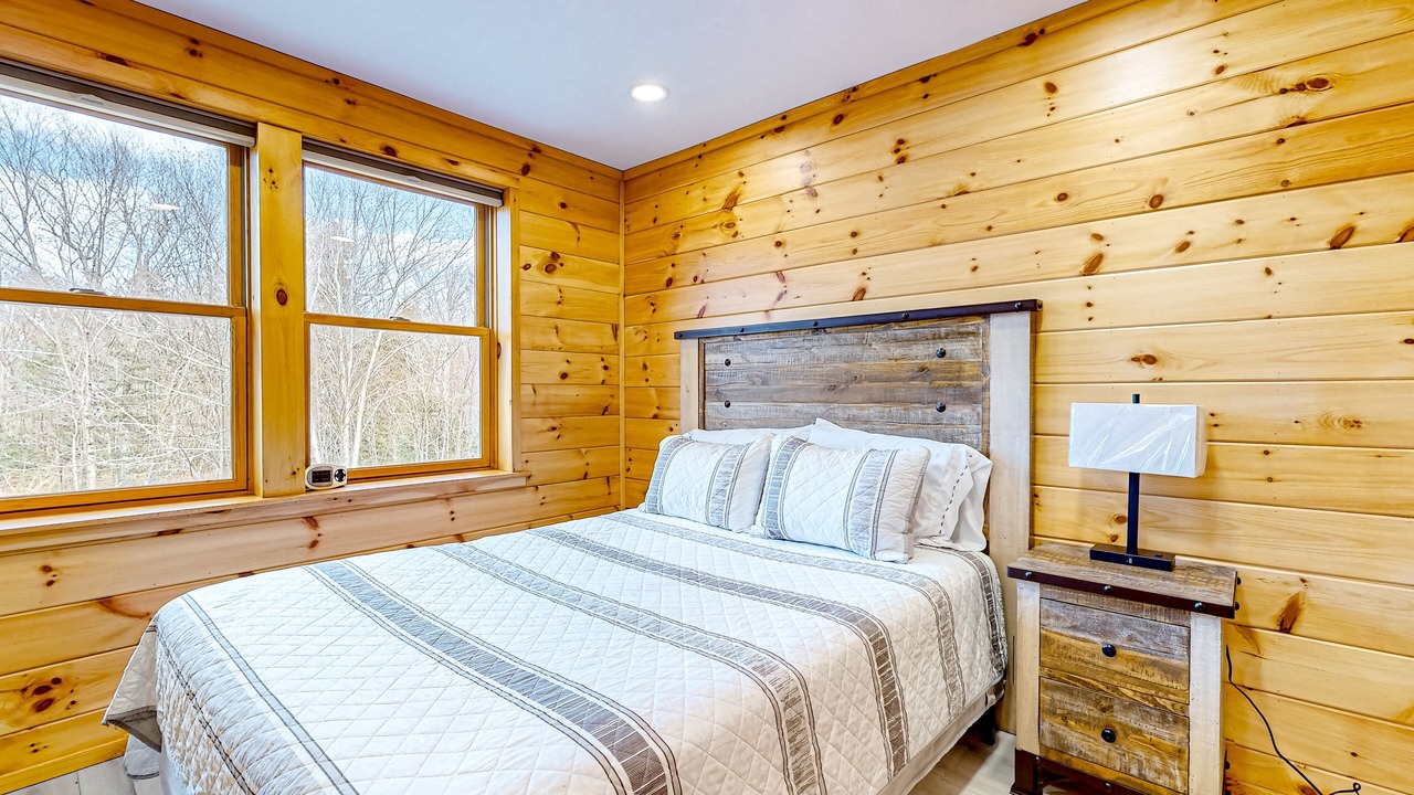 Photo of Bedroom in Rockwood