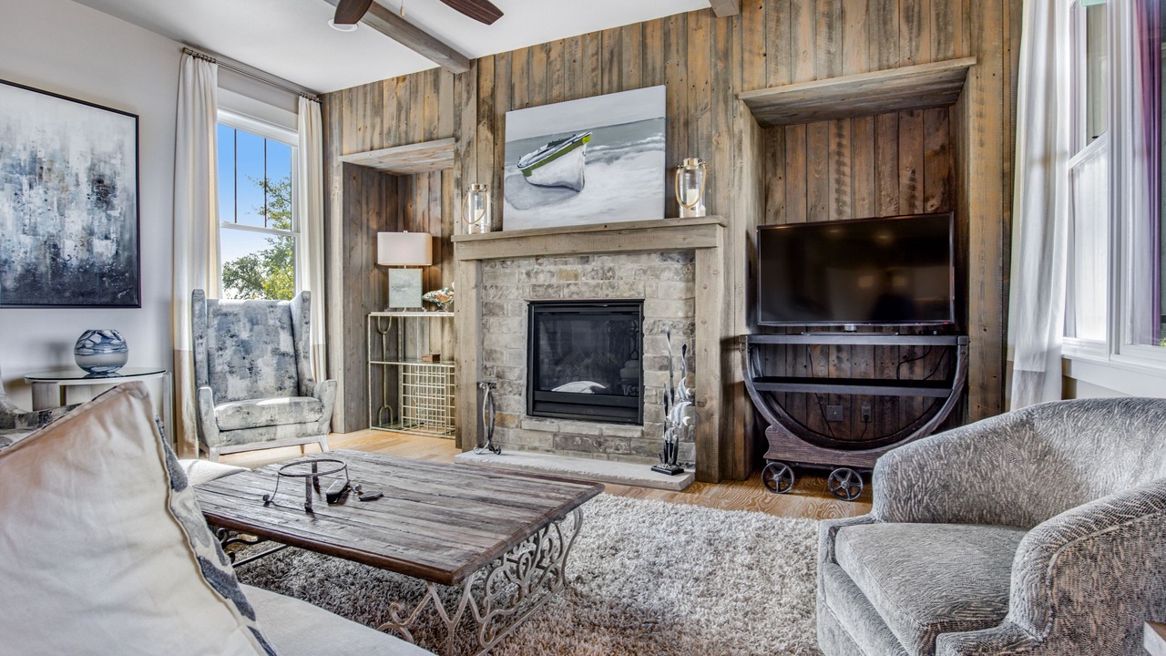 Photo of Livingroom in Spicewood