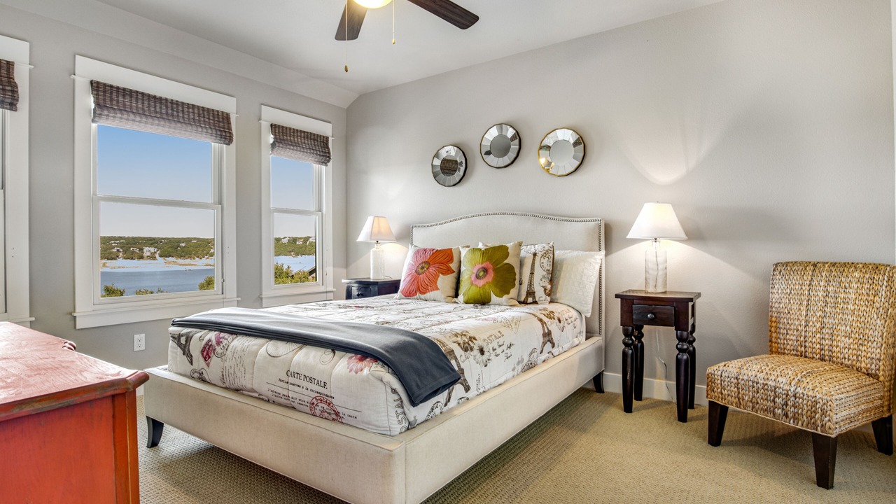 Photo of Bedroom in Spicewood