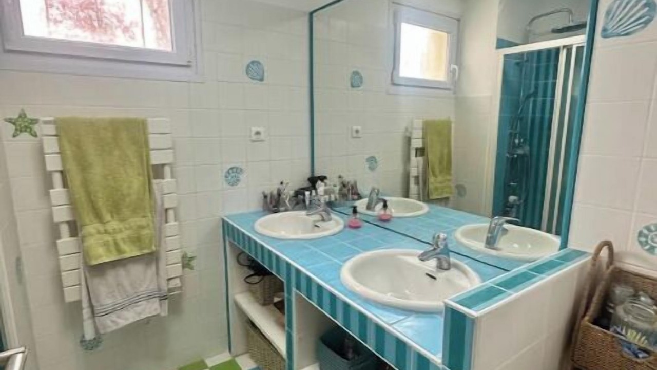 Photo of Bathroom in Saint-Macaire-en-Mauges