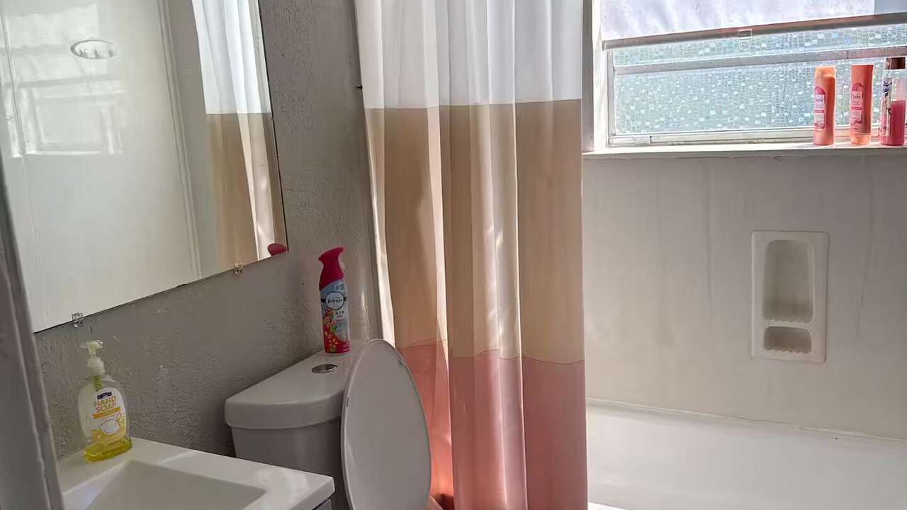 Photo of Bathroom in La Marque