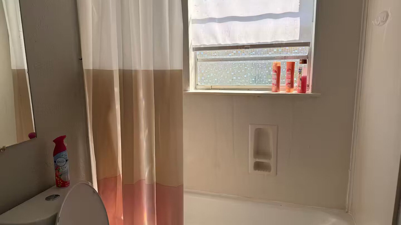 Photo of Bathroom in La Marque