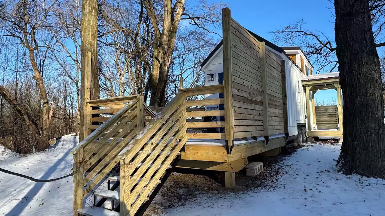 Photo of Outdoor in Poplar Ridge