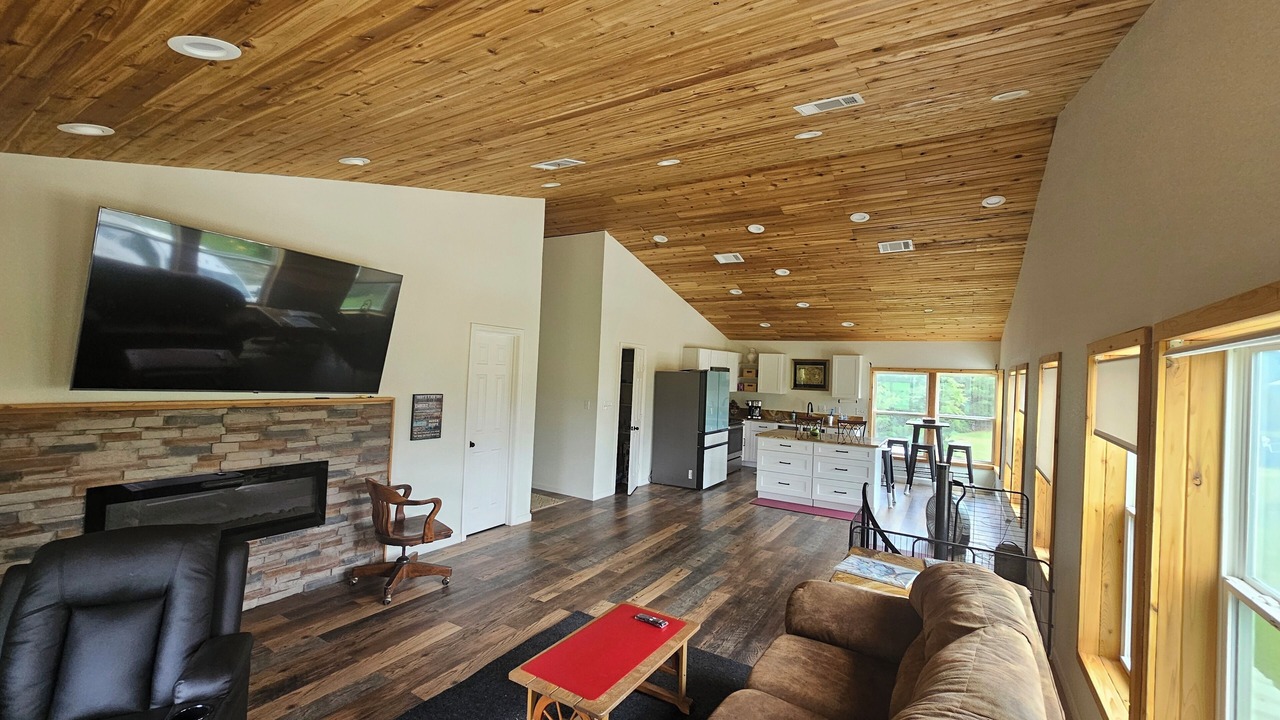 Photo of Livingroom in Canton