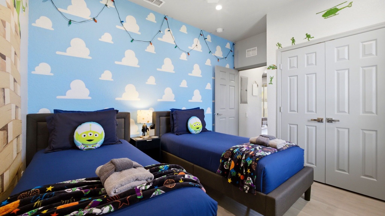Photo of Bedroom in Windsor Hills
