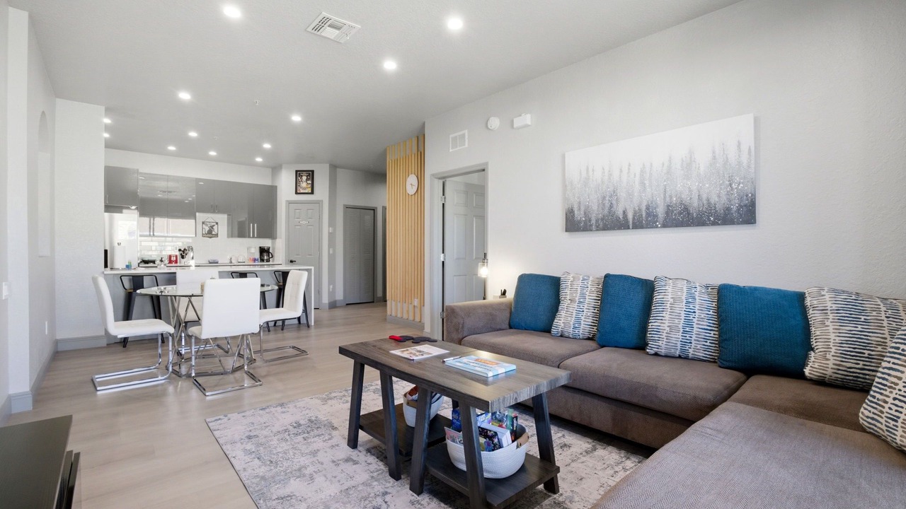 Photo of Livingroom in Windsor Hills