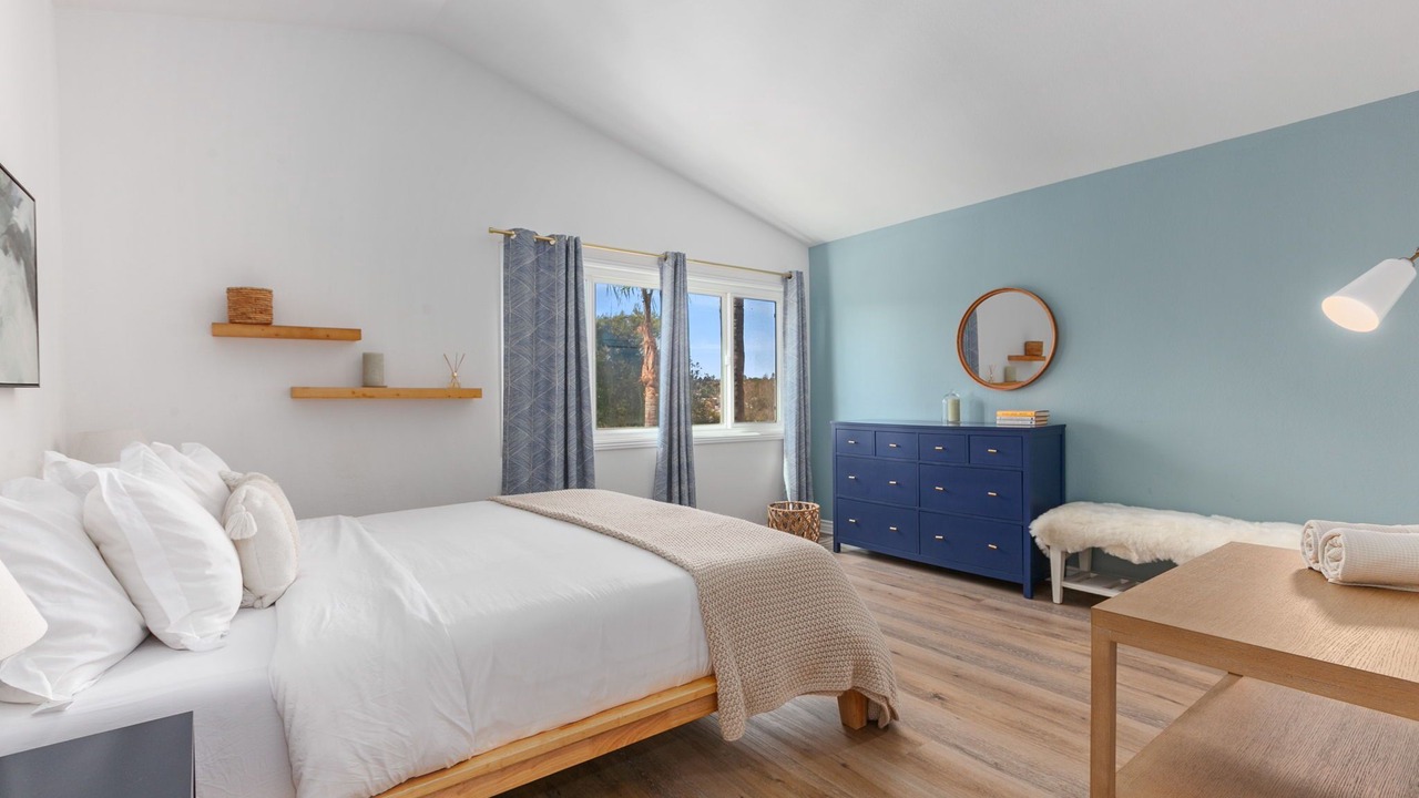Photo of Bedroom in Vista