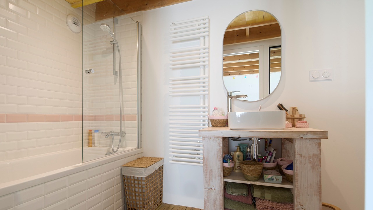Photo of Bathroom in Boulevard des Poilus