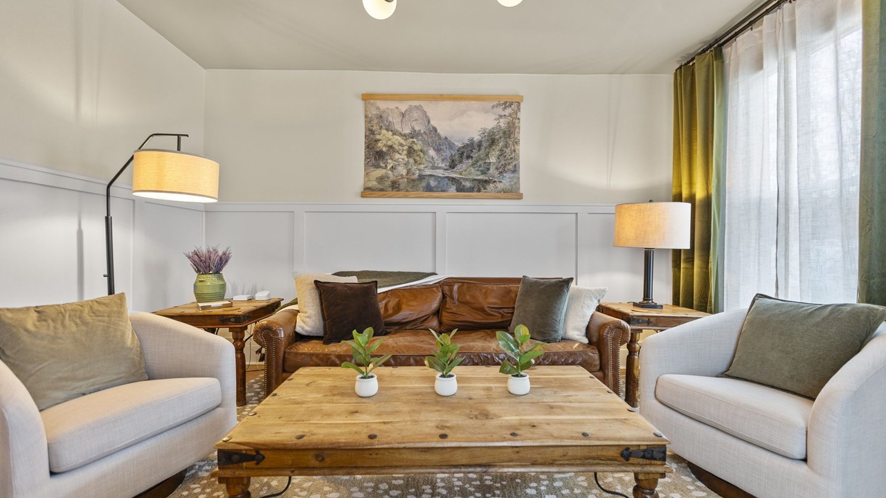 Photo of Livingroom in Newark