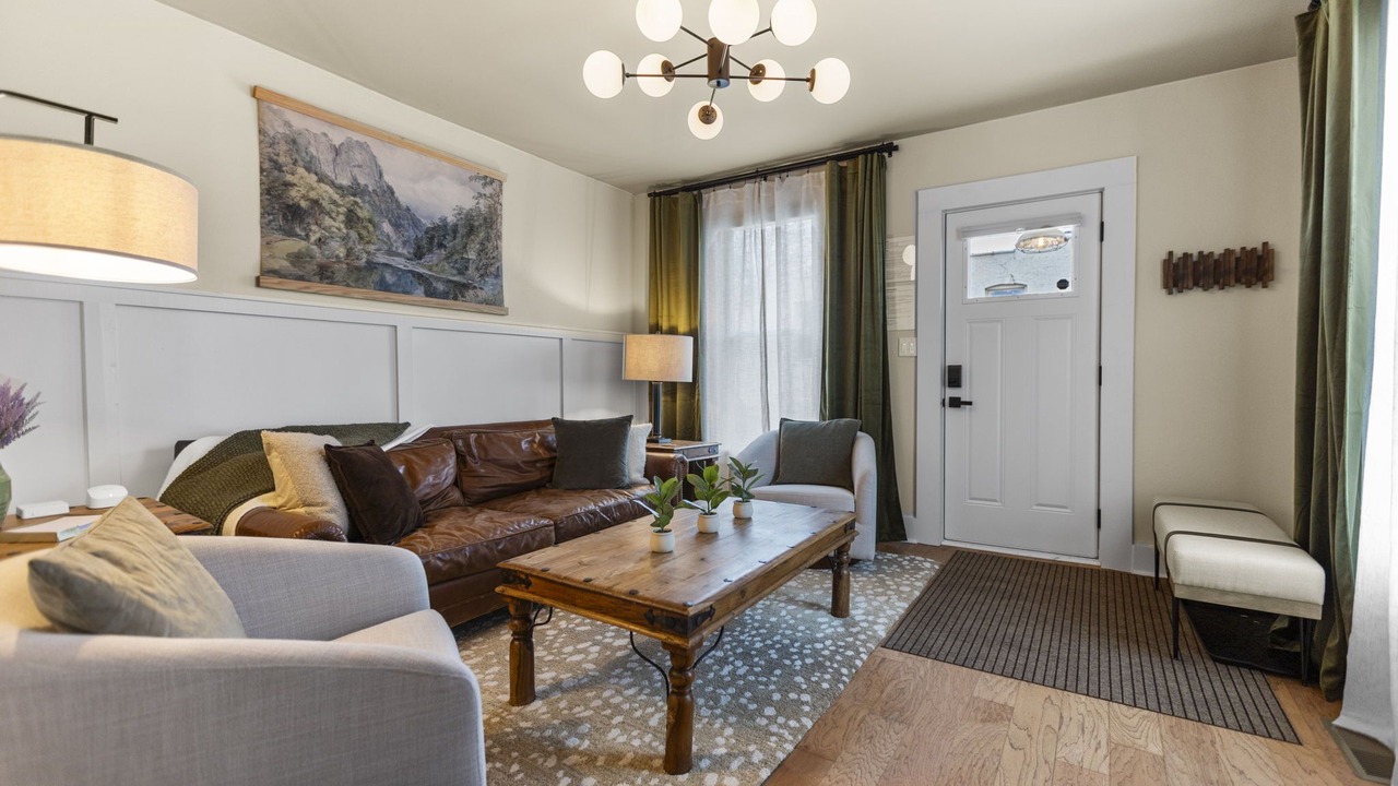 Photo of Livingroom in Newark