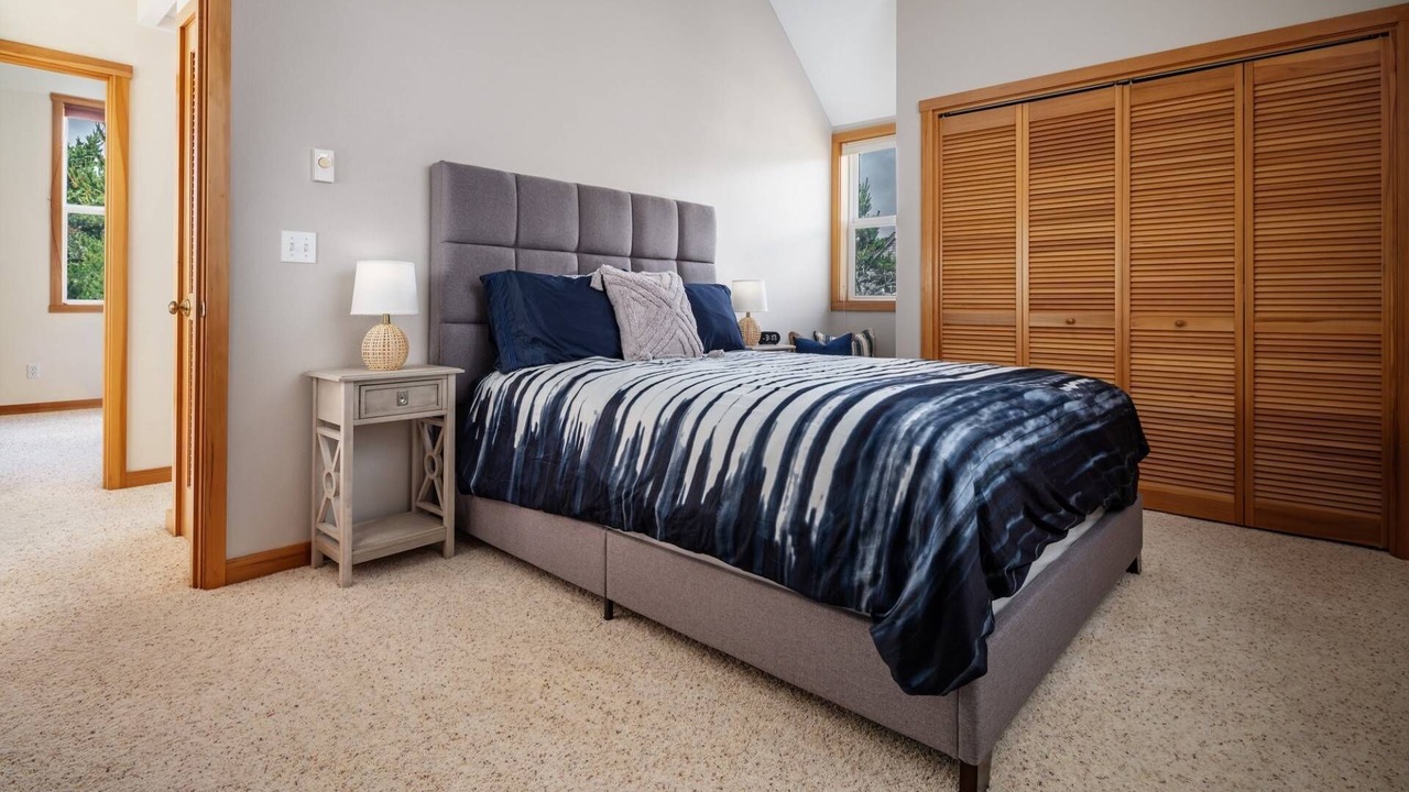 Photo of Bedroom in Shorepine Village