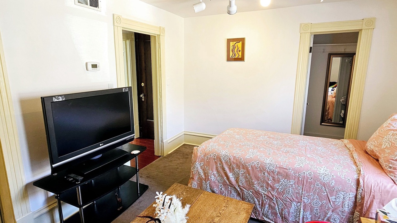 Photo of Bedroom in South Como
