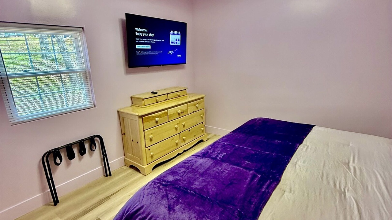 Photo of Bedroom in La Follette