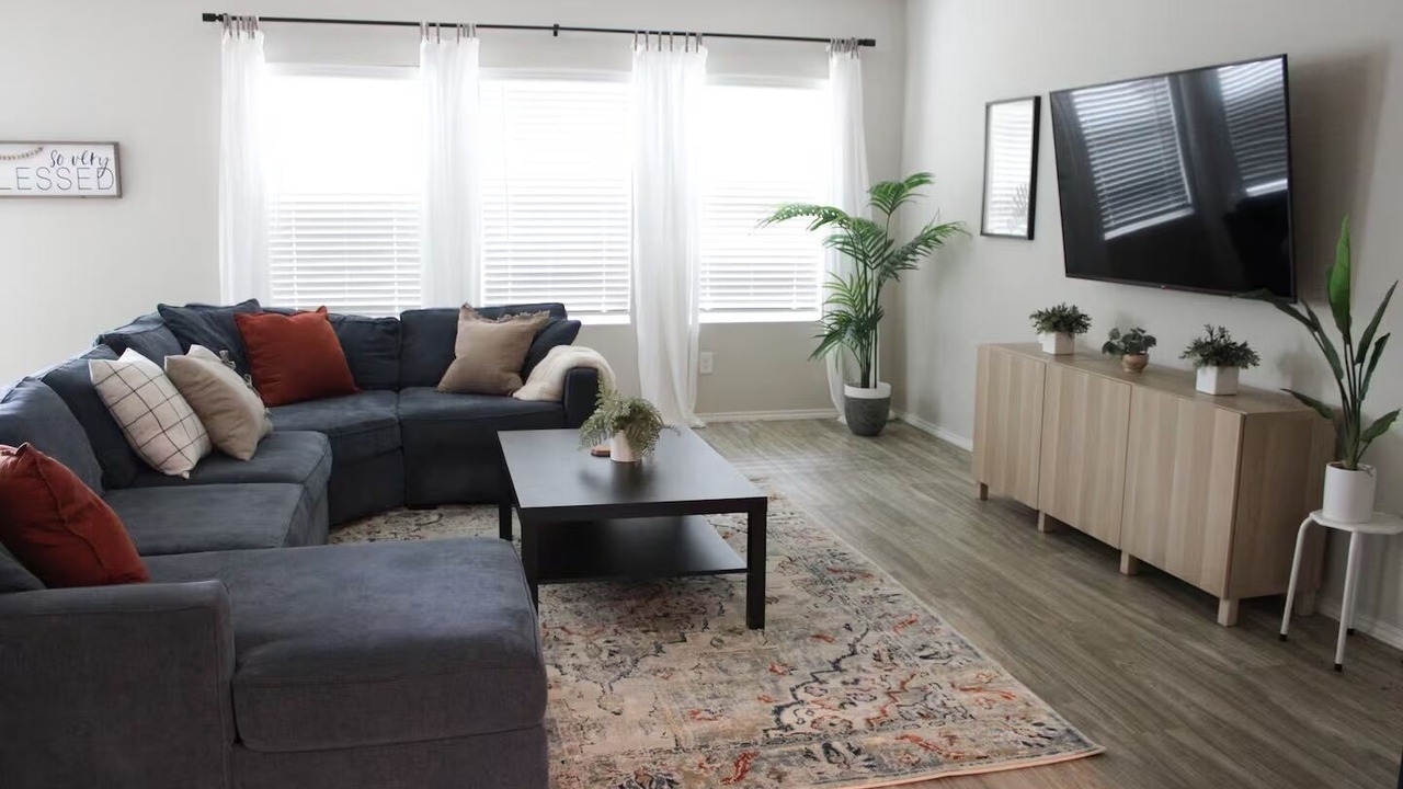 Photo of Livingroom in Medina Valley