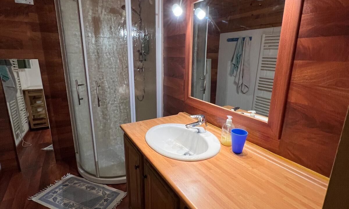 Photo of Bathroom in Vallouise