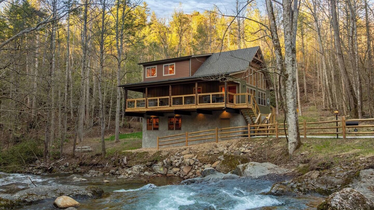 Photo of Outdoor in Rocky Grove