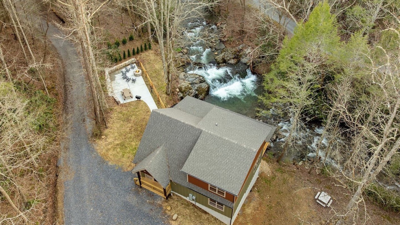 Photo of Outdoor in Rocky Grove