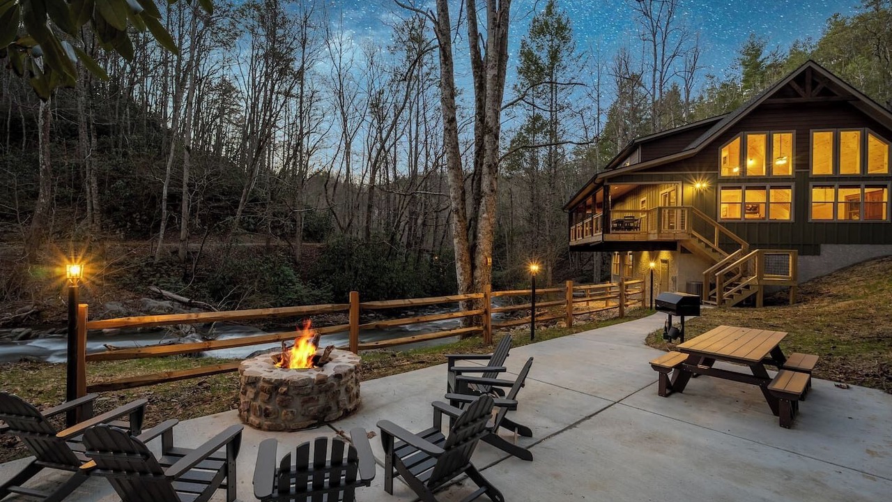 Photo of Outdoor in Rocky Grove