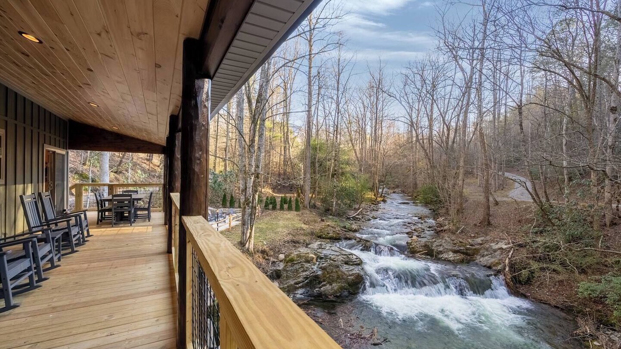 Photo of Patio Balcony in Rocky Grove