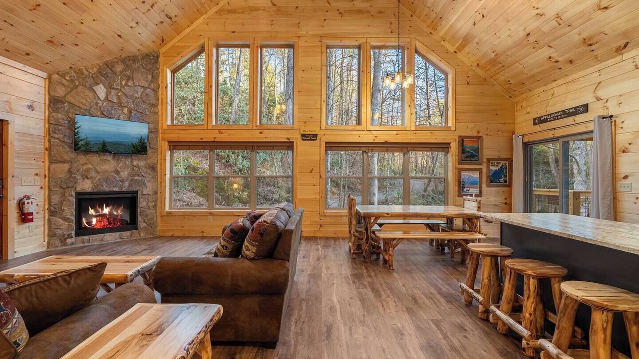 Photo of Livingroom in Rocky Grove