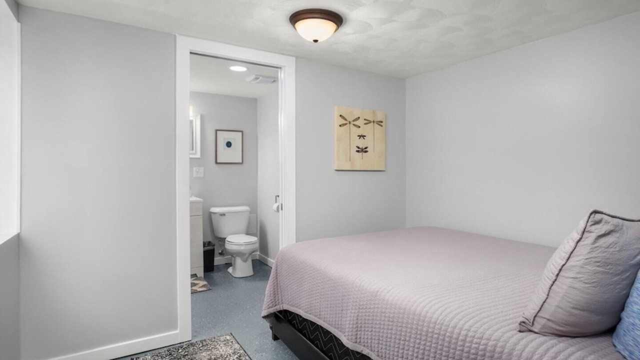Photo of Bedroom in Montague