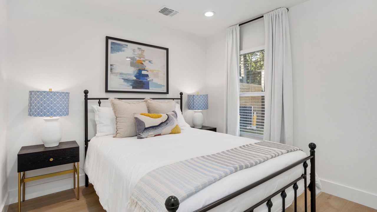Photo of Bedroom in North San Antonio - SAT