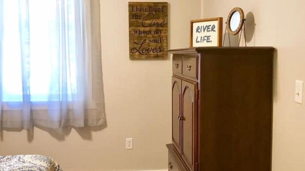 Photo of Bedroom in Van Buren