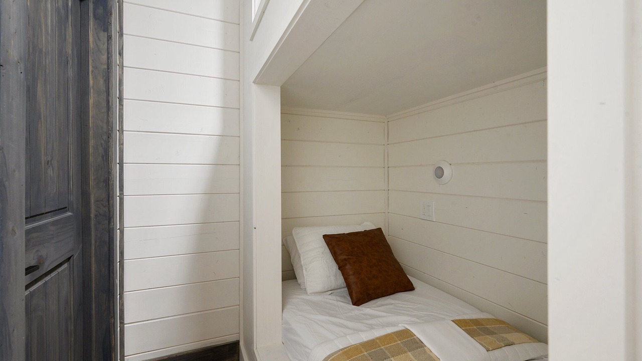 Photo of Bedroom in Pickens