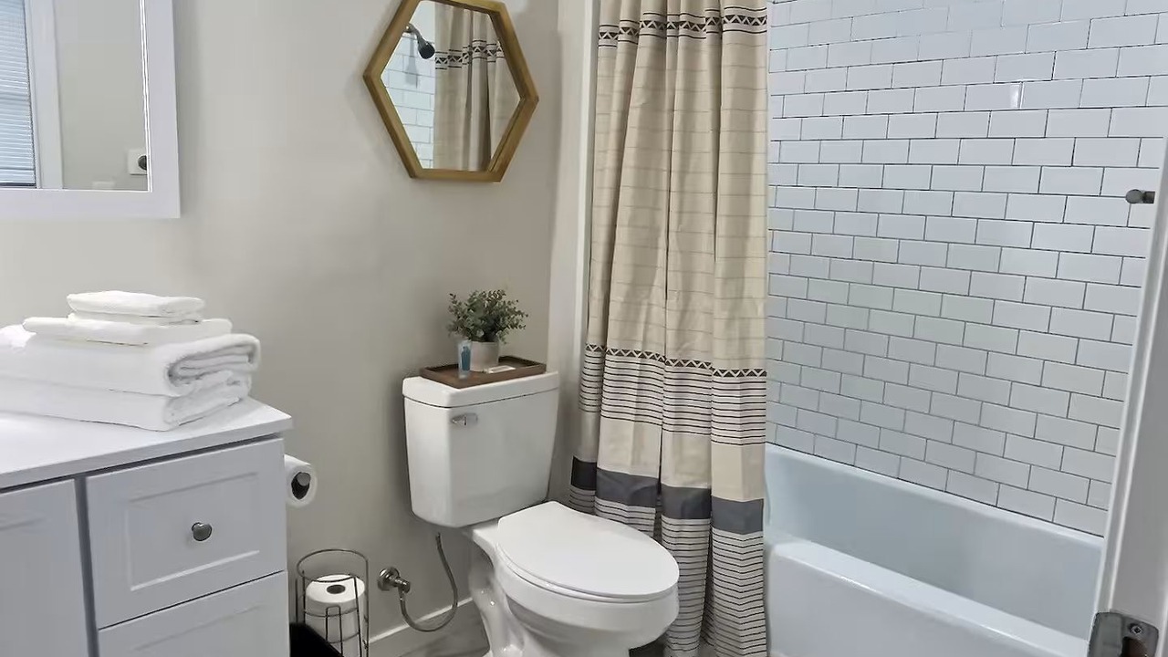 Photo of Bathroom in Blackberry