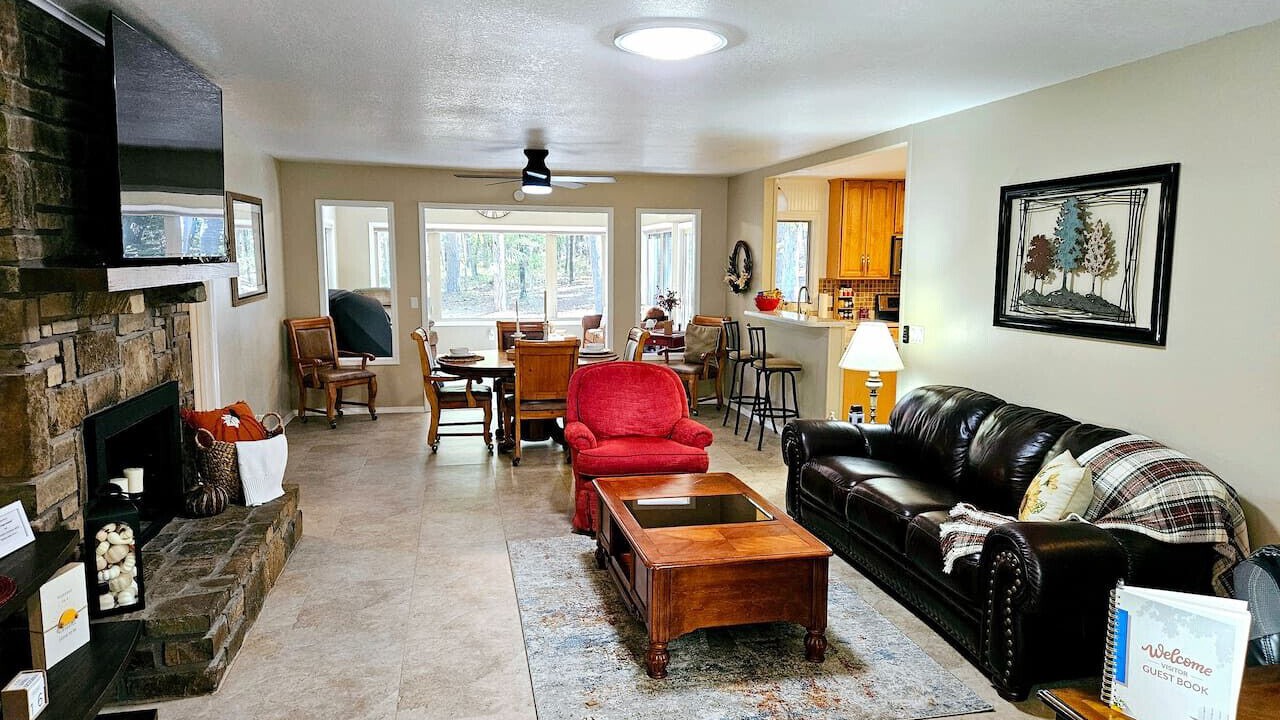 Photo of Livingroom in Hot Springs Village