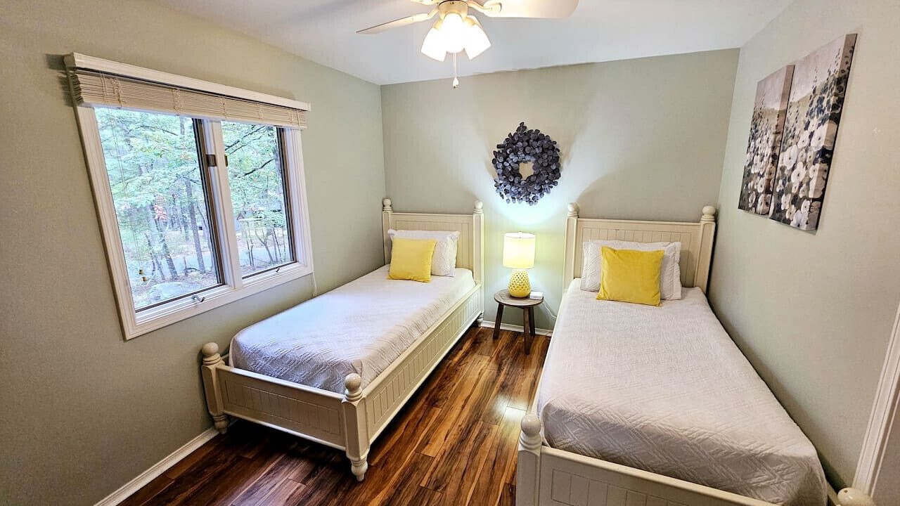 Photo of Bedroom in Hot Springs Village