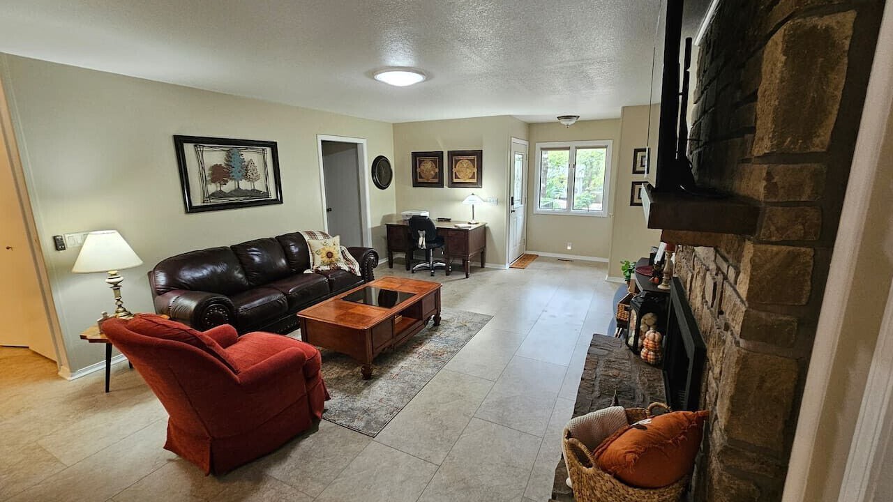 Photo of Livingroom in Hot Springs Village