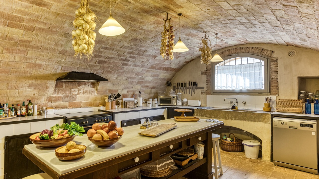 Photo of Kitchen in Riumors