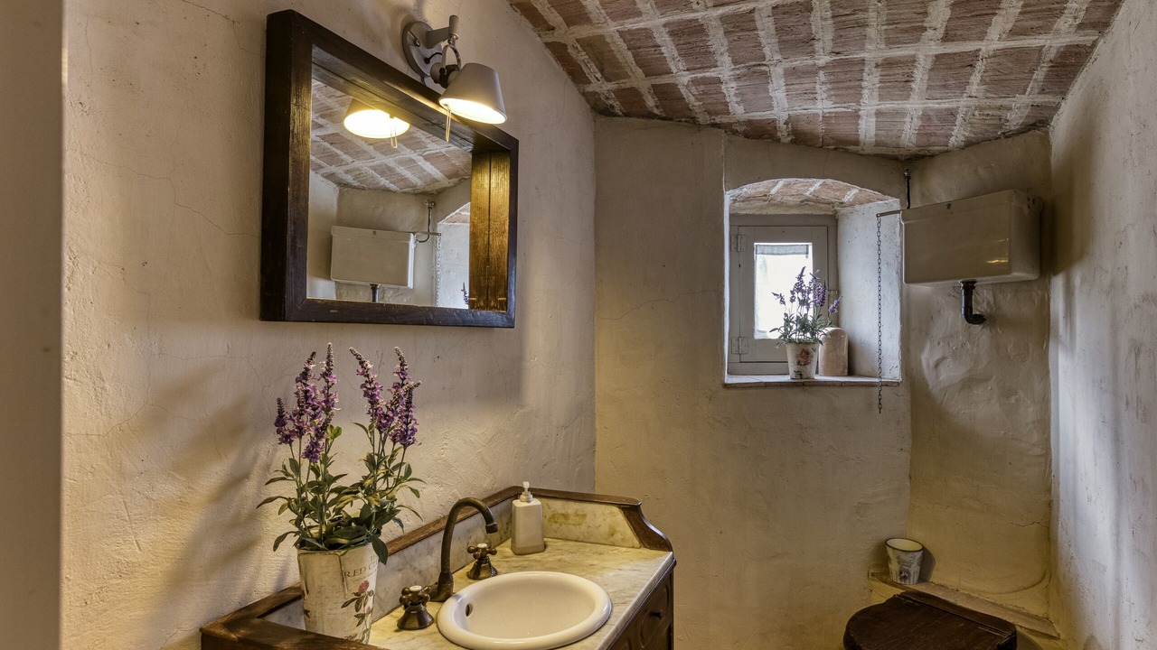 Photo of Bathroom in Riumors