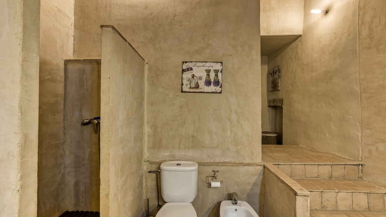 Photo of Bathroom in Riumors