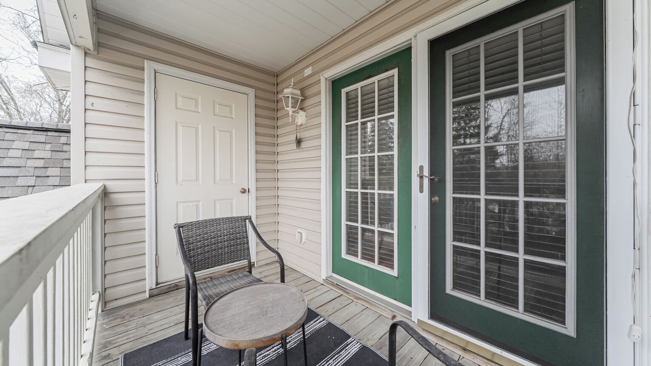 Photo of Patio Balcony in Fairview Park